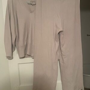 Sioni Soft Beige Lounge Set